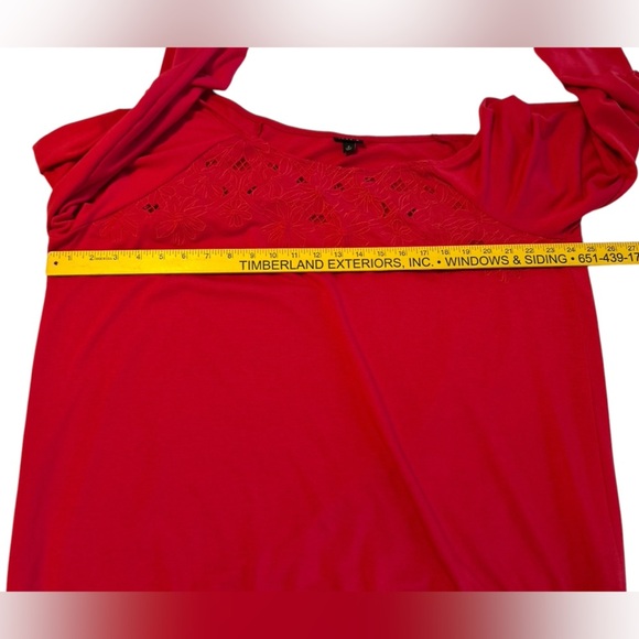 Torrid Off-Shoulder Casual Sweatshirt Floral Cut Out Top Women's Plus Sz 2X Red. - Picture 9 of 9